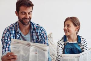 dad and daughter reading